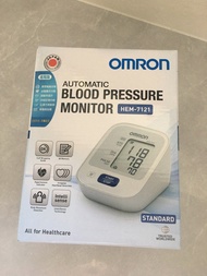 Omron 全新手臂式電子血壓計 Brand New Automatic Blood Pressure Monitior HEM-7121 (越南製造 Made in Vietnam)