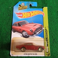 MERAH Hot wheels hotwheels Aston Martin 1963 DB5 red classic classic