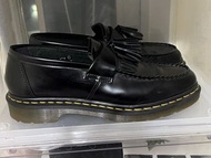 Dr. Martens 黃色縫線流蘇樂福鞋