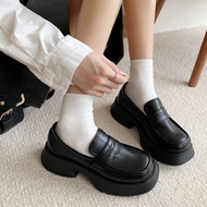 AOKANG เวอร์ชั่นเกาหลีของรองเท้าหนังลำลองาดเล็กผู้หญิงอารมณ์ใหม่ส้นหนาญี่ปุ่นสไตล์อังกฤษรองเท้าเดียว