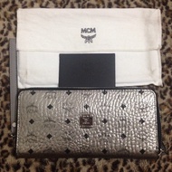 Dompet MCM