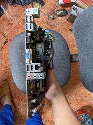 Combo main h61 chip i3 ram 4gb. ổ ssd 120gb nguồn( đủ 1 bộ)