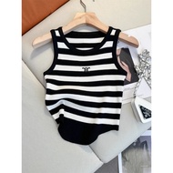 HAIGEMAN | เสื้อคล้องคอลายทางแขนสั้น dopamine