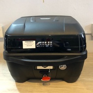 KOTAK GIVI BOX B32NB WITH BASE PLATE STORAGE BOX GIVI (32 LITRE)