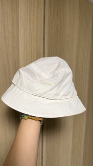 Columbia 白色漁夫帽 S/M