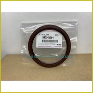 ∇ ◱ ◊ Mitsubishi L300, Adventure 4D56 Crankshaft Oil Seal Rear - MD343564