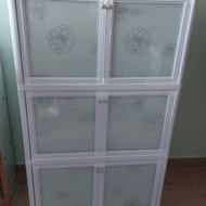 白色儲物輕身鋁質地櫃