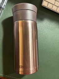 Thermos 保溫水壺