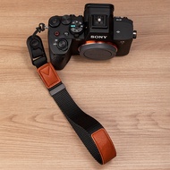 สายรัดข้อมือหนังแท้สำหรับกล้อง Sony A7M4 Canon Fuji Micro Single DSLR Quick Release Anti-slip Hand S