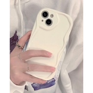 Unique and interesting basic wavy frame iPhone phone case