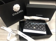 全新 Chanel classic wallet on chain Woc 香奈兒 經典 銀包 黑色 牛皮 金扣 黑金牛