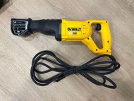 美國 得偉 DEWALT 1050W超強專利四向軍刀鋸 DW304PK 電鋸 鋸子 electric saw