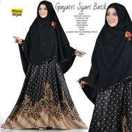 Gayatri sharia batik