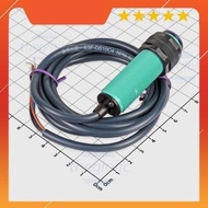 E3F-DS10C4 Obstacle Distance Sensor 3-10cm Green, NPN-NO