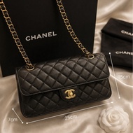 Chanel Classic Flap Medium（CF25） 黑色荔枝牛皮 × 金扣 × 雙蓋中號