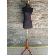DM cloth female mannequin plus pole