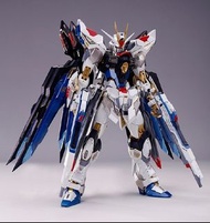 【海外制】MG 1/100 強襲自由高達Ver.METAL BUILD＆光之翼 by DRAGON MOMOKO