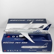 PandaModel 1: 400 PandaModel B767-400 N844MH PandaModel Aircraft Model