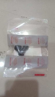 Karet Usus Seal Boot Pin Bush 45132 166 016