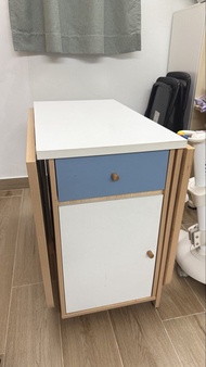 伸縮摺疊餐枱連6張櫈