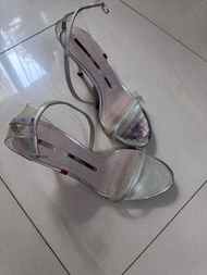 女神鞋,高跟涼鞋 staccato