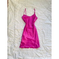 Second-hand vintage thrift 2hand pink two-strap silk dress
