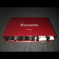 Focusrite Scarlett 2i2 (USED)