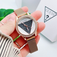 นาฬิกาข้อมือ guss ด้วยดีไซน์ที่โดดเด่นและหรูหรา ผสมผสานความเป็นแฟชั่นและฟังก์ชันการใช้งานได้อย่างลงต