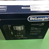 Delonghi德龍  全自動咖啡機Magnifica S 黑色