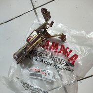 YAMAHA B65-F8356-00 FRONT SHIELD MOUNTING BRACKET AEROX155 OLD YAMAHAORISINIL AEROX 155 BRACKET