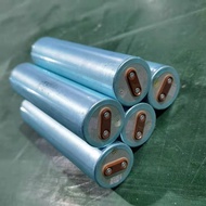 全新国轩铁锂3.2V  15AH 圆柱形33140电芯Lithium Iron Phosphate