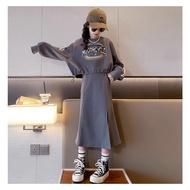 LEO.MAN 2-Piece Set: Long-Sleeved Shirt + Elastic Waist Skirt Model A2039