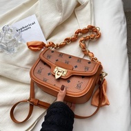 Senior feeling restoring ancient ways female in the summer of summer new fashion chain underarm bag