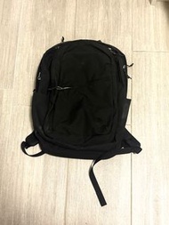 全黑 Fjallraven Raven 28L Backpack 多間隔戶外/日用背包 (原價$950 )Black Backpack