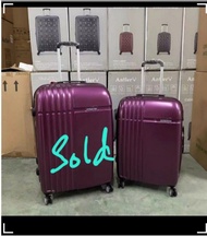 American Tourister 20吋旅行箱