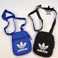 愛迪達 Adidas 肩背包 側背包 迷你包 小方包 零錢包 手機包  黑/藍