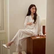 ชุดนอน Jade blossom pajamas (premium silk satin)
