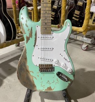 Aged Vintage Fender Stratocaster Electric Guitar Grass Green Color Alder Body Maple Fingerboard 100% Handmade Professional Guitar
