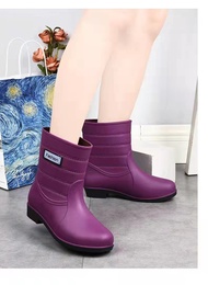 รองเท้าบูทสั้นกันฝน รองเท้ากันลื่นกันน้ำ รองเท้าบูทกันน้ำ สูง20cm รองเท้าแฟชั่น รองเท้าผู้หญิงNO.219