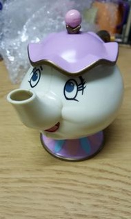 美女與野獸中茶壺太太