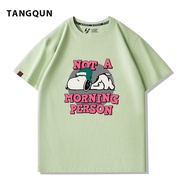 เสื้อยืดแขนสั้นผู้ชายผ้าฝ้ายแท้หลวมสไตล์อเมริกันการ์ตูนสุนัข Snoopy ฤดูร้อนปี 2025 ใหม่ คู่รัก ลำลอง