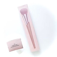 FENTY BEAUTY | Kabuki Buff Foundation Brush #115 | Makeup tools 粉底掃 化妝掃