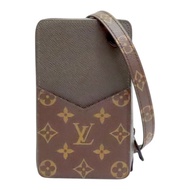 墨綠色 牛皮 Taiga Lama 手機盒 肩背包【LOUIS VUITTON LV 路易威登】 M30581