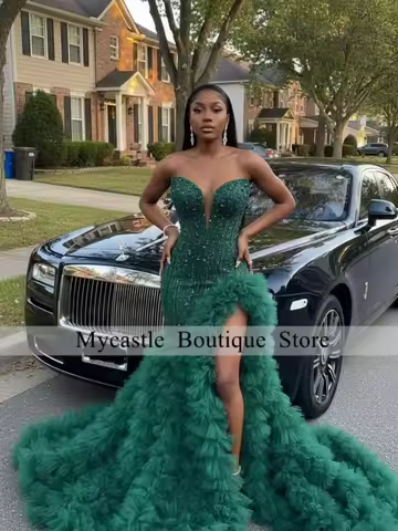 Regal Emerald Green Strapless Prom Dresses Beaded Feather Slit Mermaid Long Train Formal Evening Gow