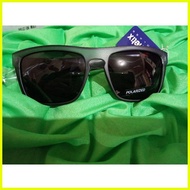 ♞Kinetix Mall pull out shades.. 100% Legit.. with out case.. Brand new.. Quality shades