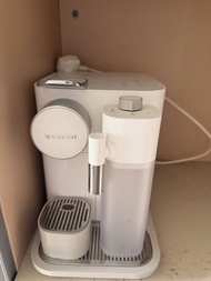 Nespresso Gran Lattissima 咖啡機