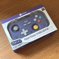 Switch 無線 藍牙 遊戲手掣 迷你復古 手柄 良值 / IINE Palm-Sized Retro Chronos Controller for NS - Purple