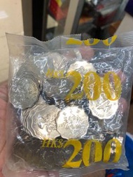 售 1997年香港和合二仙$2紀念幣，全新100個原包庄