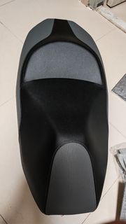 Forza 350 坐椅