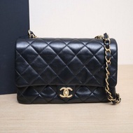 CHANEL 中號26黑色羊皮晶片開金扣金幣單皮穿鏈肩背包